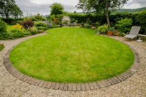 2 circle lawns